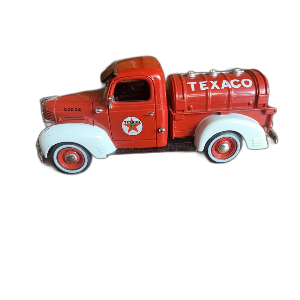 Texaco 1947 Dodge Tanker No. 30